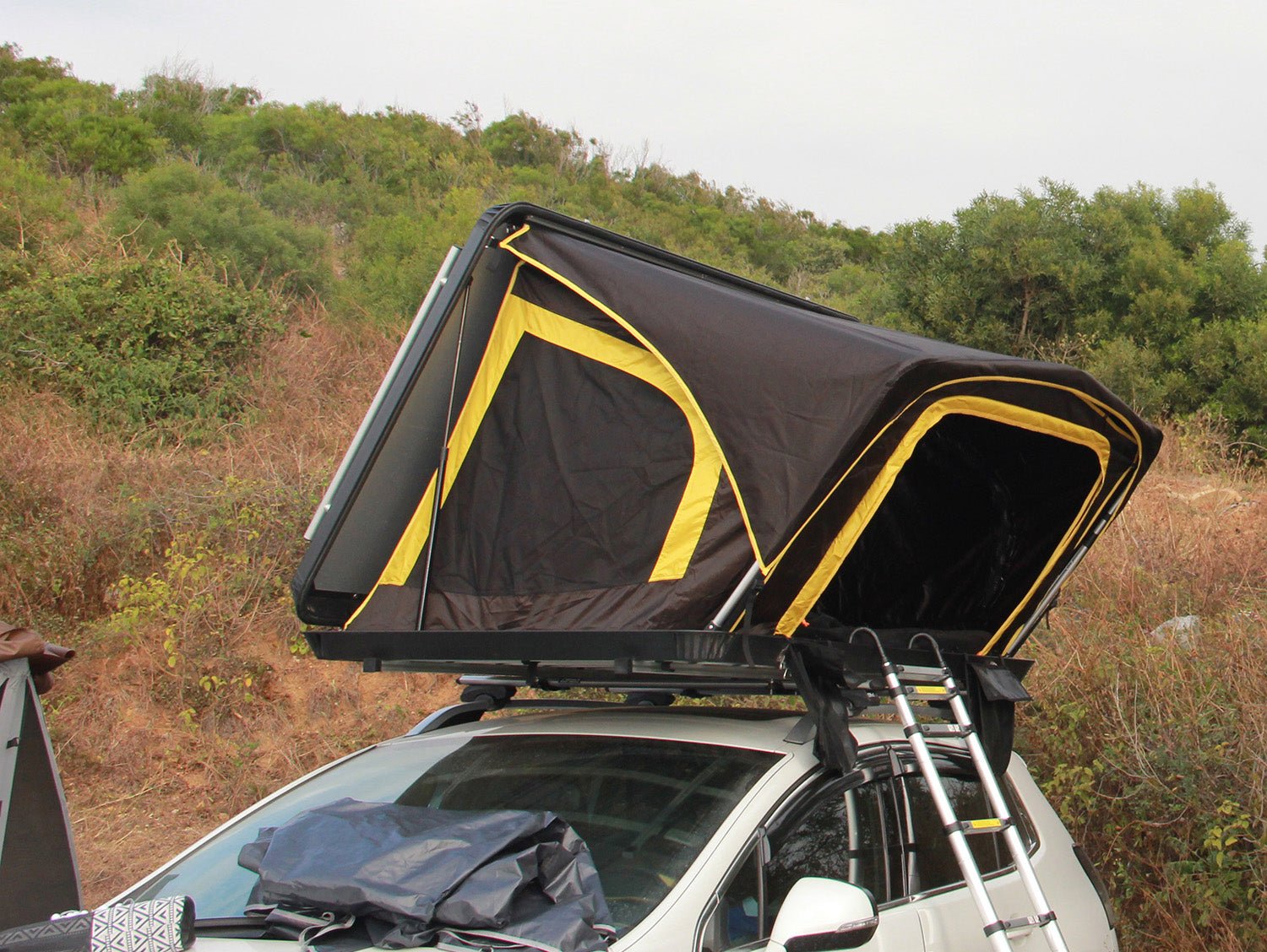 2 People Aluminum Hard shell Car Roof Top Tent MOT - T800 - MARVELOUS OUTDOOR